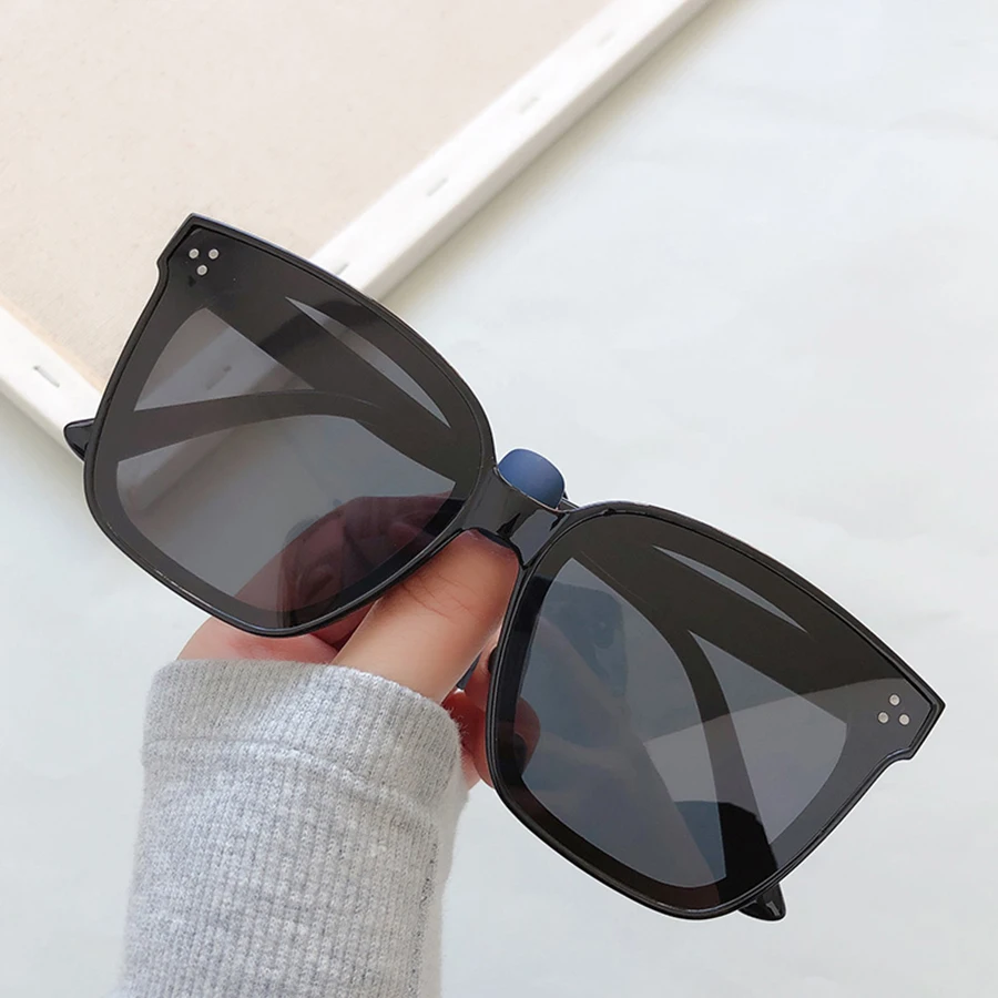 

Sunglasses Women 2024 Luxury Brand Design Retro Drive Travel Big Square Frame Eyewear Vintage Sun Glasses Ladies Men Unisex