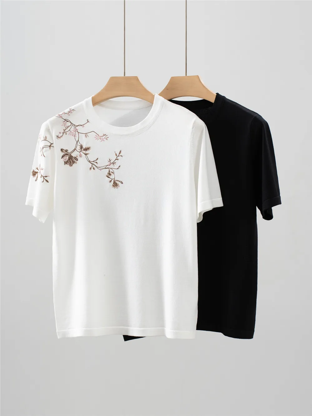 

Women's Clothing 25 Summer New Wool Blend Embroidered Round Neck Pullover Knitted Short Sleeved T-shirt Top