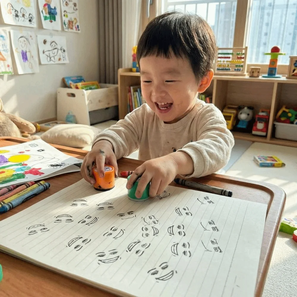 

Reusable Funny Expressions Seal Quick-drying Creative combination Cartoon Seal Simple Design Pressing-style Stamps