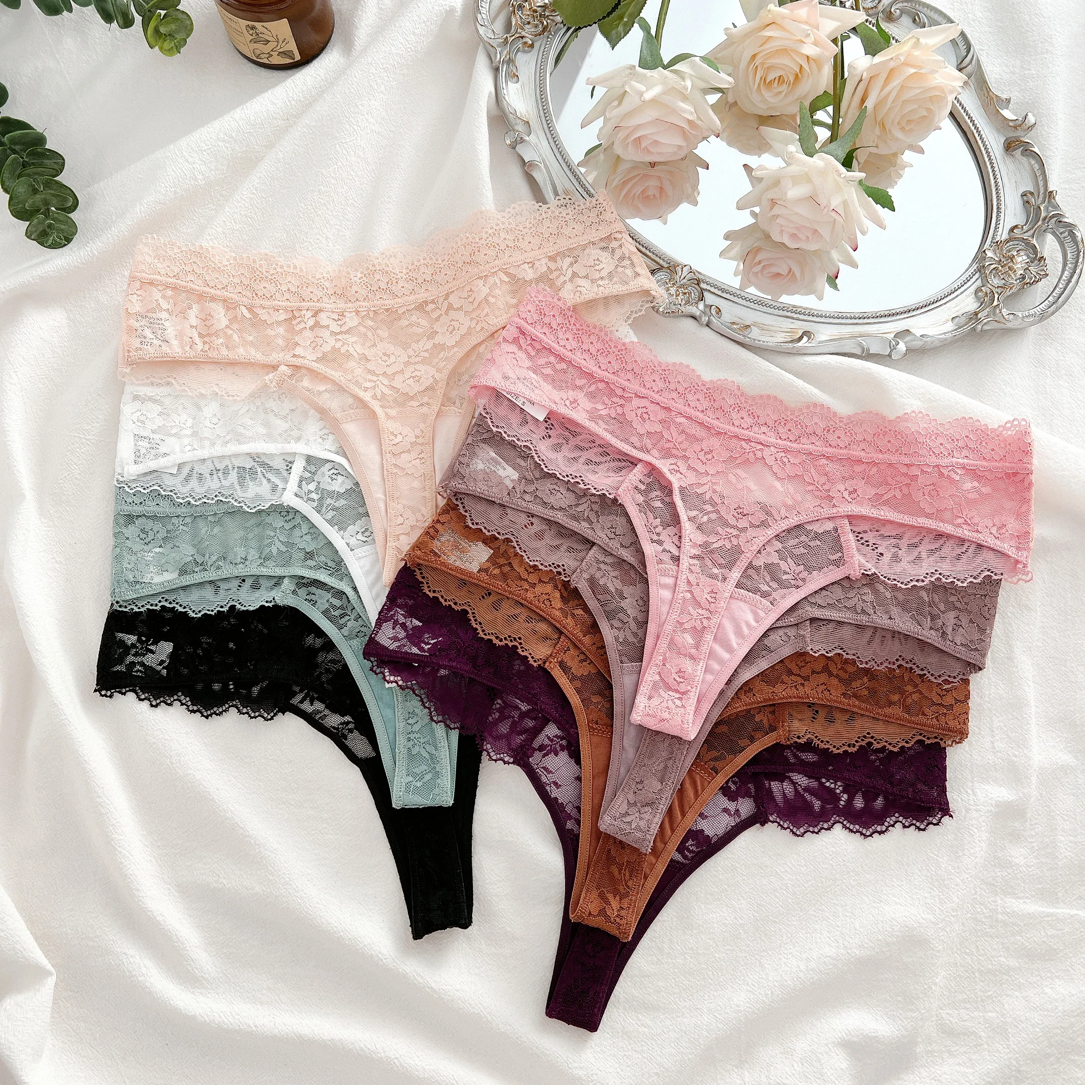 4PCS/Set Women Sexy Lace Panties Hollow G-String Thongs Low Rise Sexy Lignerie Female Underwear Solid Color Breathable Lingerie