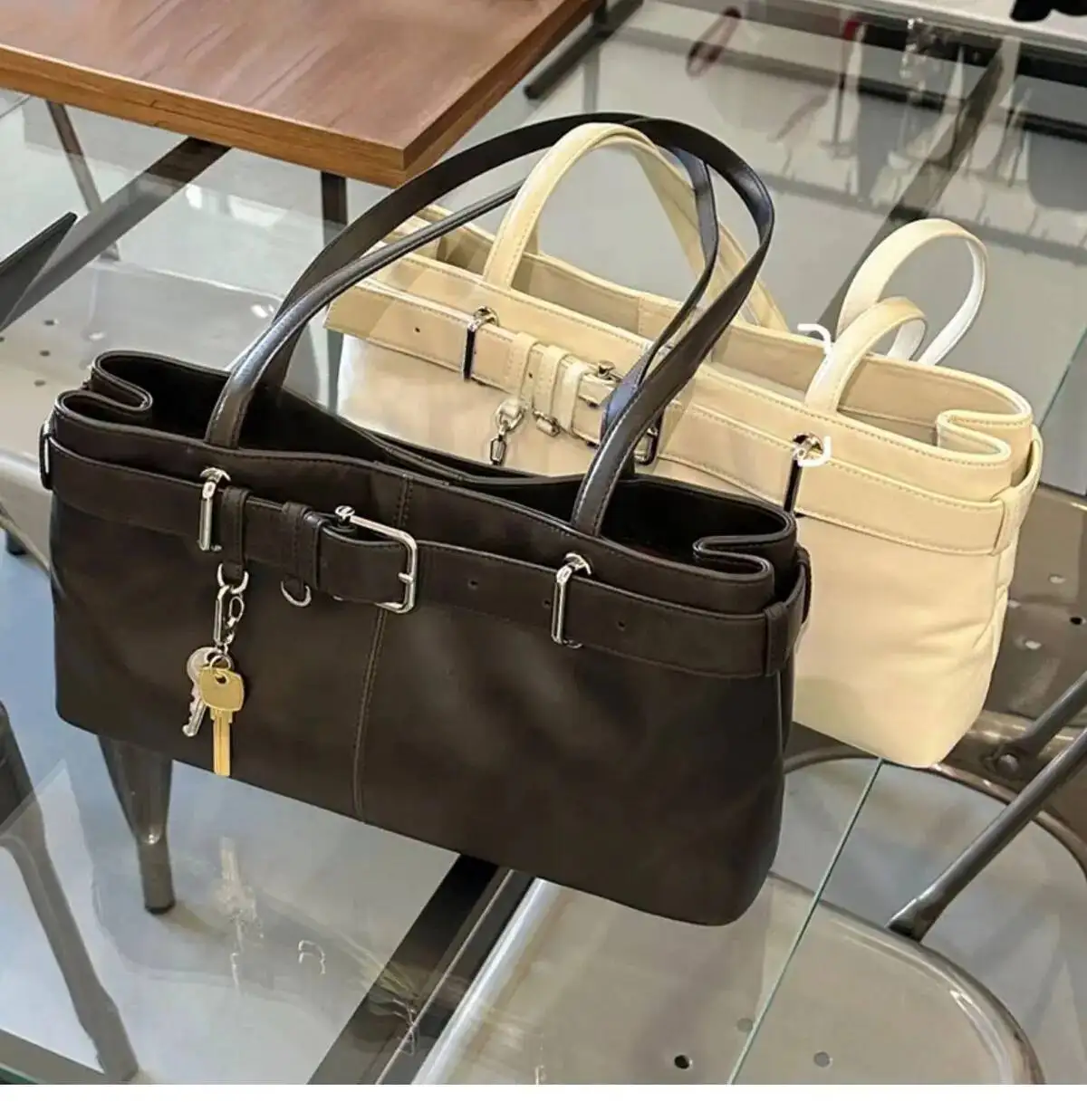 Bloom High Street White Shoulder Bags Women Hot Girls Leather Y2k Handbag Ladies Retro Moto Biker Underarm Bag Bolsos De Mujer
