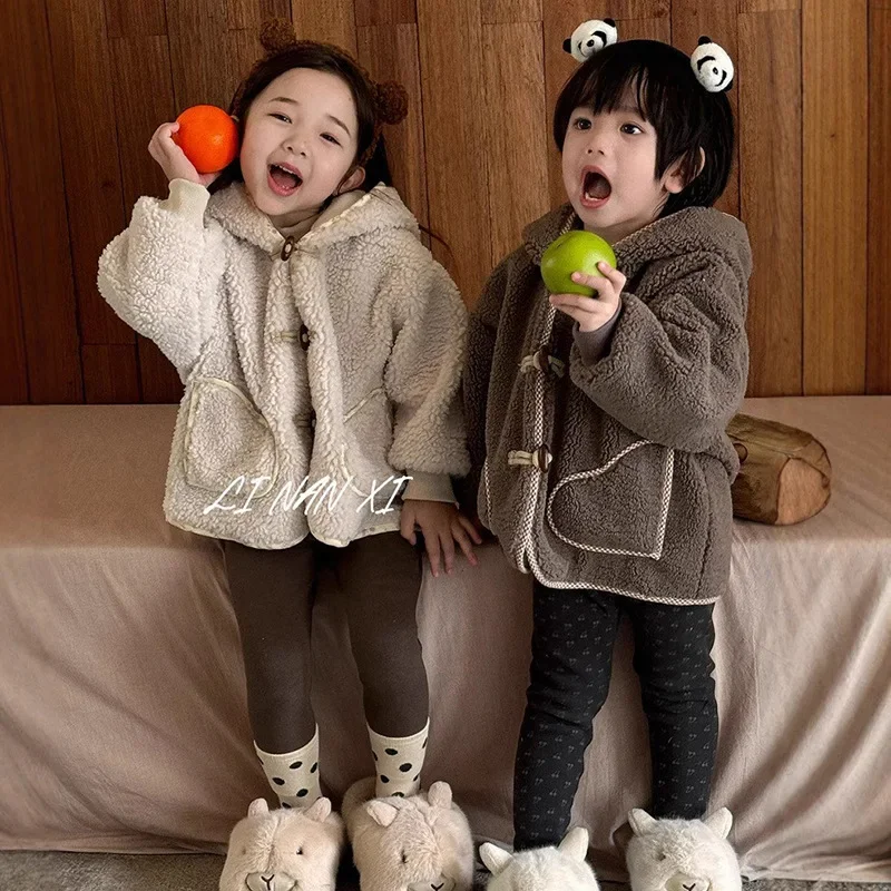 Girls Coat 2024 Winter New Childrens Clothing Boys and Girls Foreign Style Plus Fleece Thicker Cute Bear Coat Casual Simple