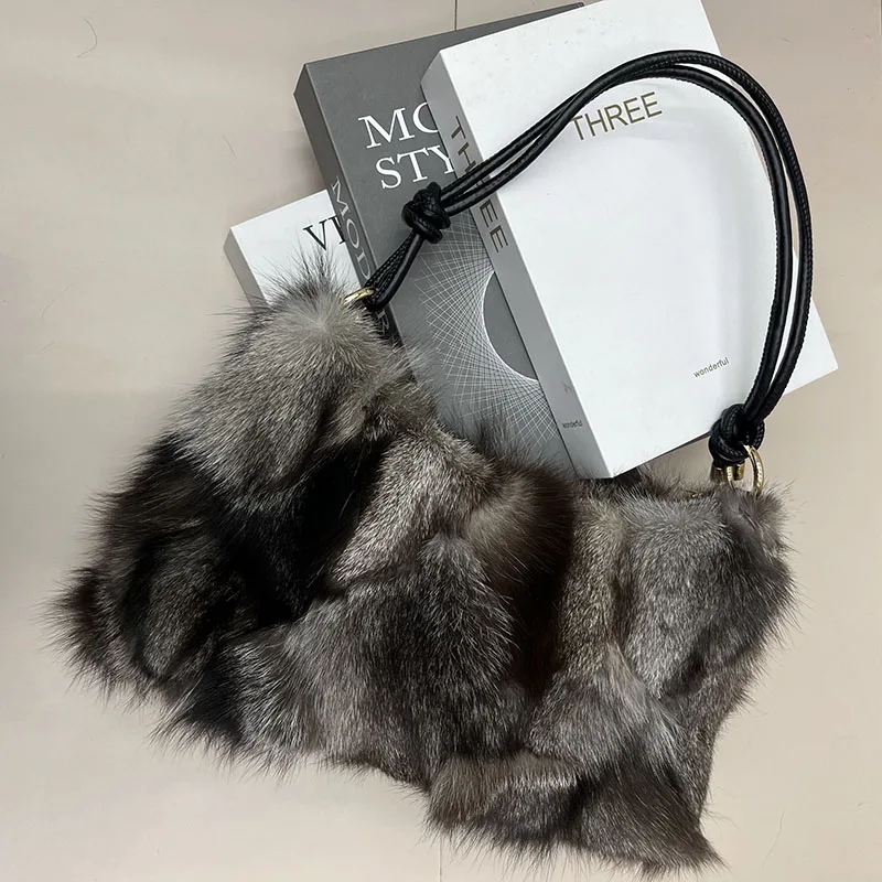 

New Winter Ladies Warm Shoulder Bags Luxury Real Fox Fur Women Messenger Bag Designer Fur Tote Bag Evening Party Clutch Bag