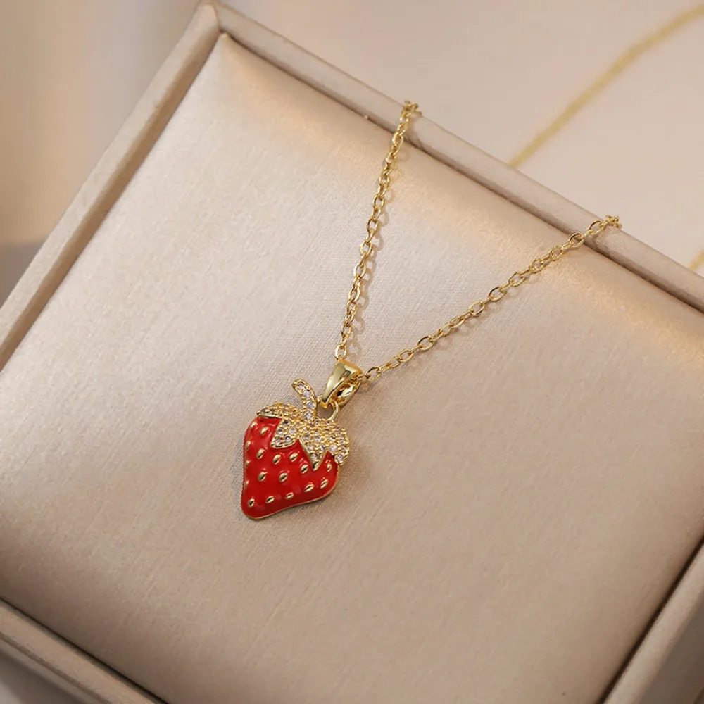 Cute Romantic Strawberry Zircon Pendant Necklace for Women Girls Sweet Stainless Steel Chokers Jewelry Accessories Colorfast