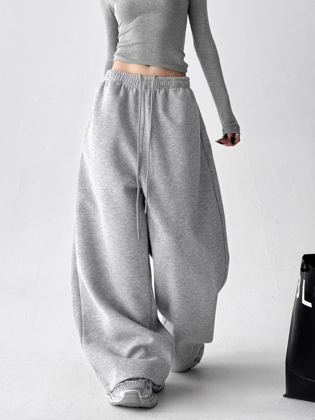 

Американские хлопковые спортивные брюки для мужчин и женщин, осенние новые свободные тонкие широкие брюки, прямые повседневные брюки, длинные спортивные брюки из чистого хлопка...