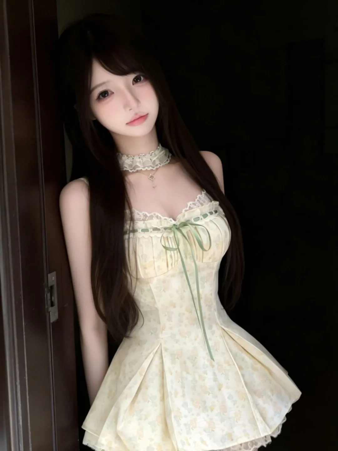 

Korean Style Unique Beautiful Floral Halter Dress Summer High Waist A-Line Short Skirt Elegant Waist-Cinching Women's Dress