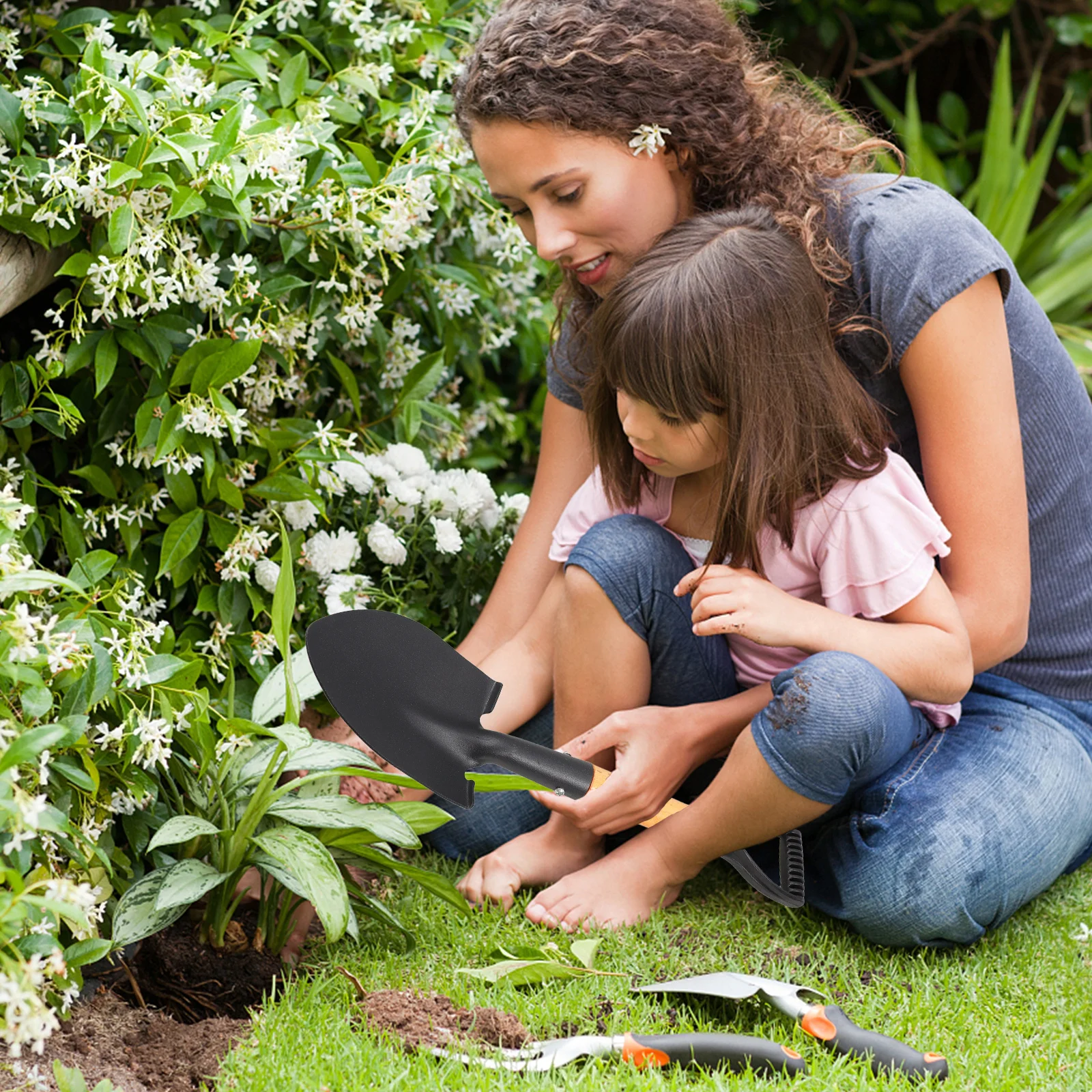 

Metal Gardening Trowel Heavy Duty Vegetable Planting Soil Loosening Camping Shovel Multipurpose Garden Tools Hand Digging Soil