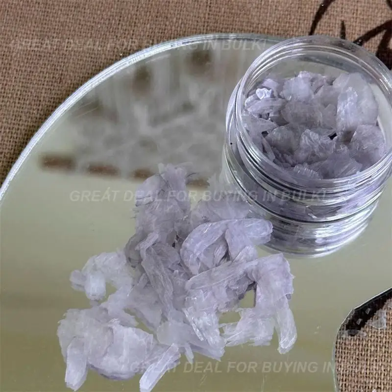 Akcesoria do paznokci do Manicure noszą naszywki do paznokci z nieregularnymi, ultracienkimi, fantomowymi płatkami w kolorze zdrowia i urody