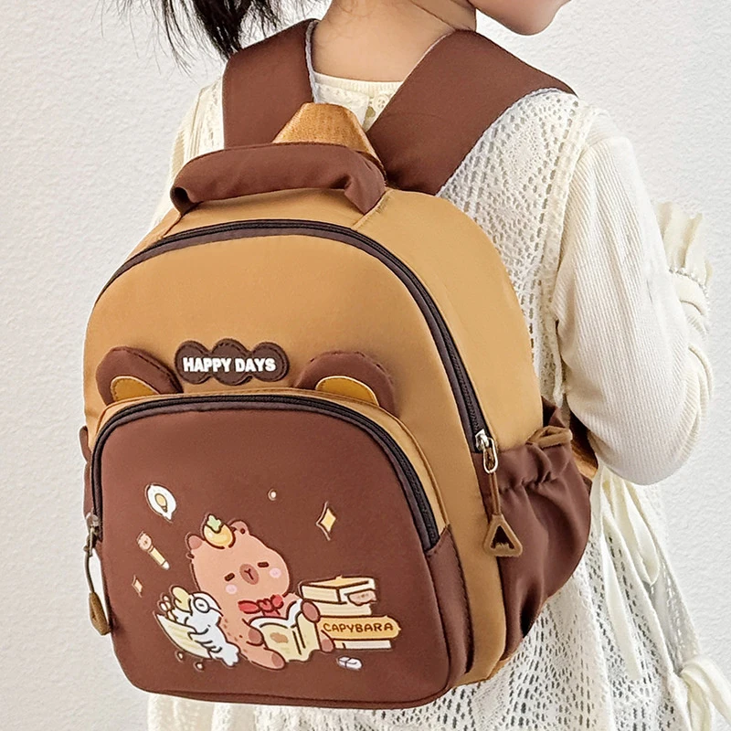

Kawaii мультфильм капибара рюкзак нейлон большой емкости капибара школьная сумка легкий многослойный рюкзак для детского сада