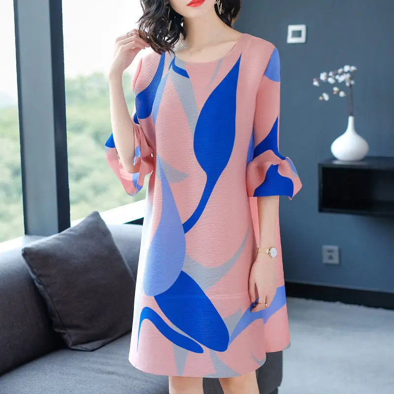 

printed dress Lady's autumn new three-quarter sleeve pleated loose and thin mid-length vestidos de mujer Straight