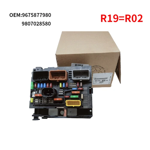 9675877980 9807028580   Nuevo bloque de fusibles de relé Original adecuado para Peugeot 407 407SW RCZ 3008 C5/X7 C4 Picasso C6 BSM-R02-00