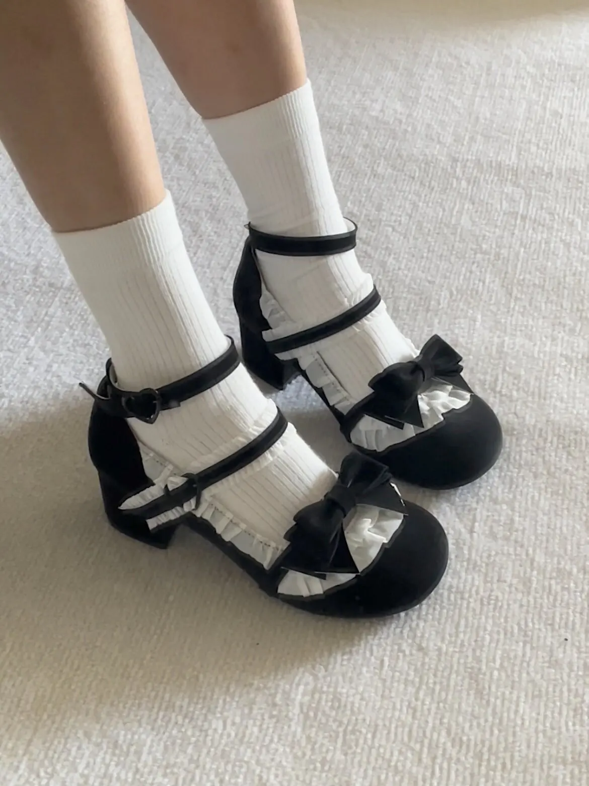 Sweet Vintage Lolita Shoes Women Black&white Ruffle Edge Block Heel Mary Jane Shoes Japanese Cute Lolita Girls' Tea Party