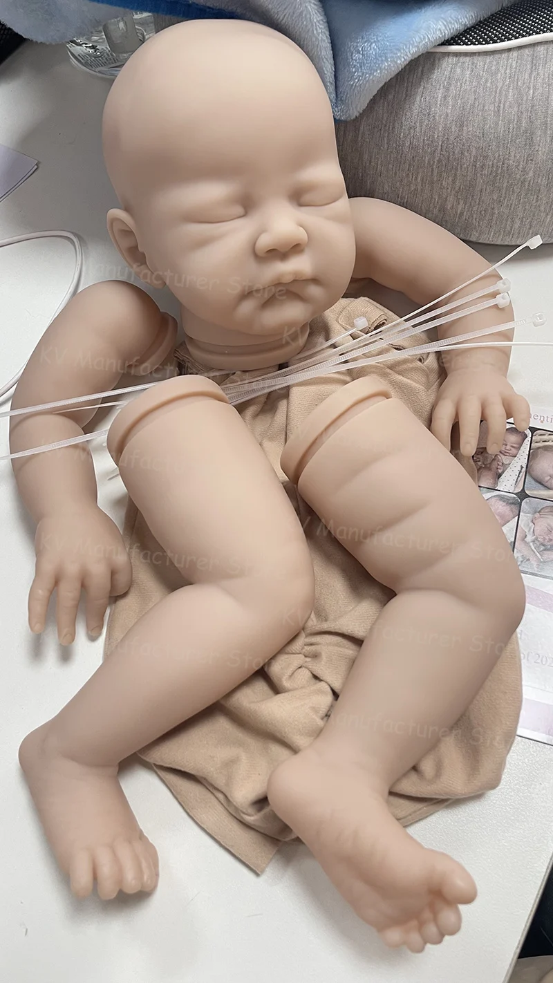 22Inch Unpainted Unfinished Reborn Doll Kit Limited Edition August Popular Reborn Kit Doll DIY Parts Bebe KIT