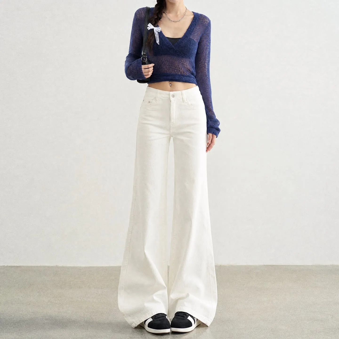 White Loose High Waist Bell Bottom Jeans Women's 2026 New Autumn Small Size Slimming Versatile  Hoof Jeans