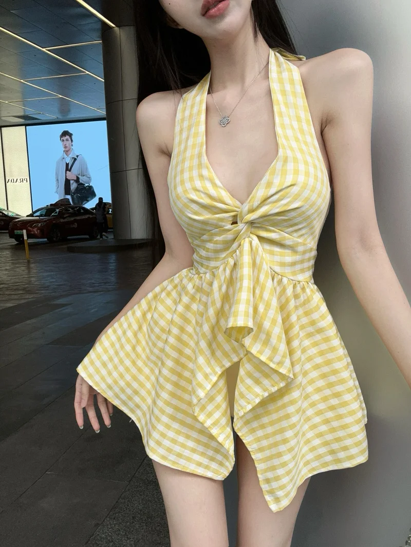 Sweet Hong Kong Style Plaid Neck Hanging Design Slimming Twist Top Unique Backless Vest Shirt for Young Women Commute Style