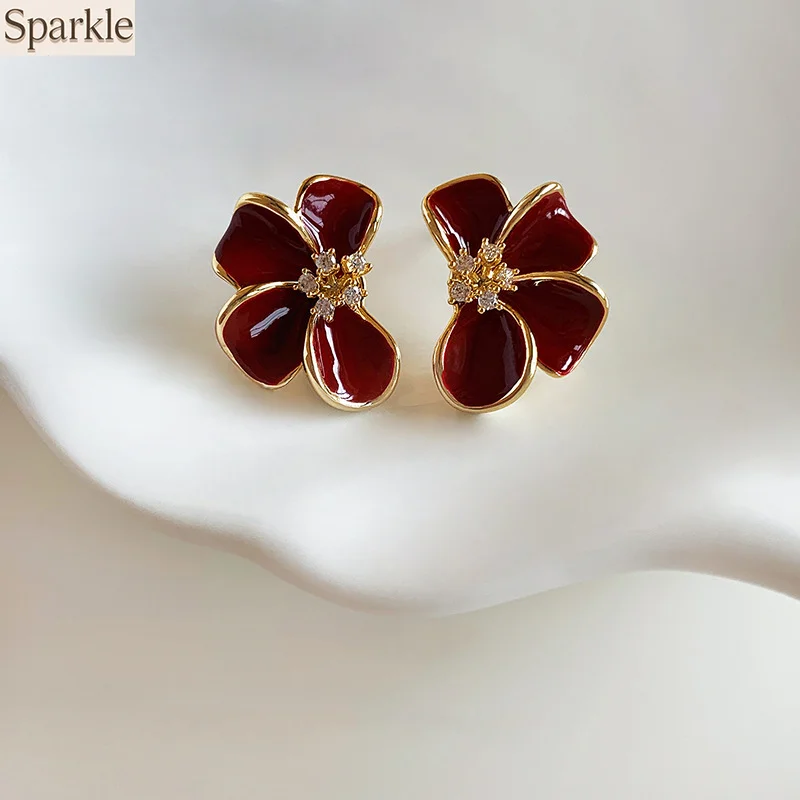 

Red Enamel Flower Stud Earrings for Women Luxury Elegant Unique Glazed Drop Earrings Exquisite Chic Trend Ear Jewelry Accessory