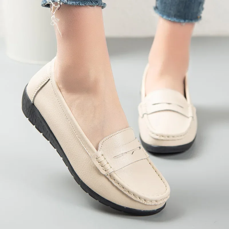 2023 New Women Shoes Moccasins Women Flats Loafers Female Casual Walking Footwear Plus Size Genuine Leather Sneakers for Women