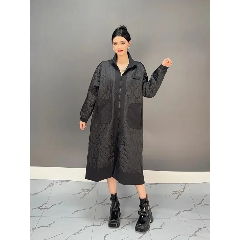 

SuperAen Design Embroidery Pocket Winter 2025 New Solid Color Plaid Quilted Coats Women Black Zipper Casual Loose Waist Coats