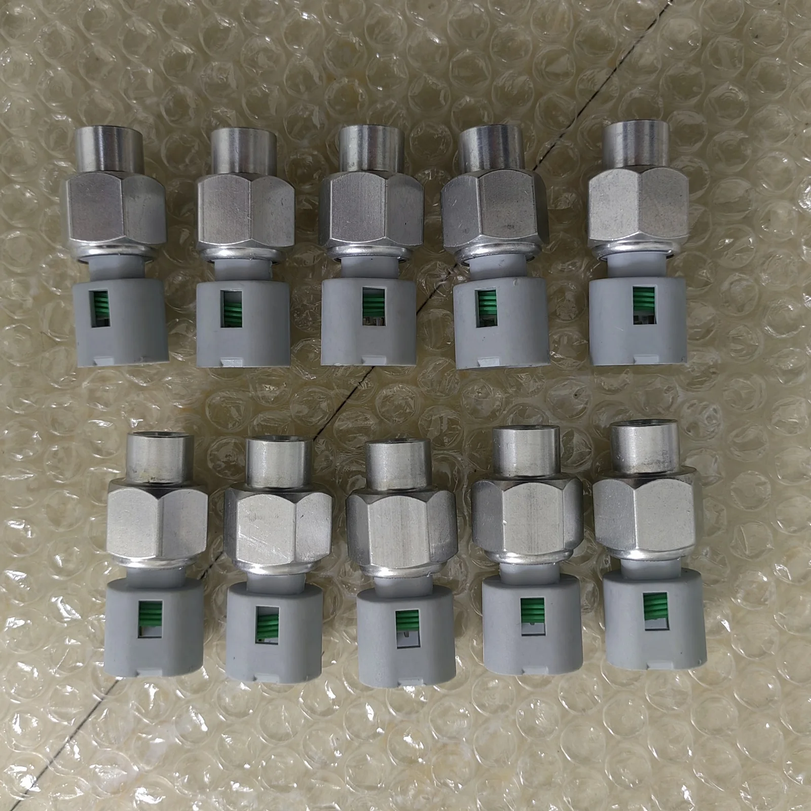 

5/10 Pcs Power Steering Oil Pressure Switch grey for Renault Dacia 497610324R, 6001546493, 7700413762, 7700413763, 7700435692