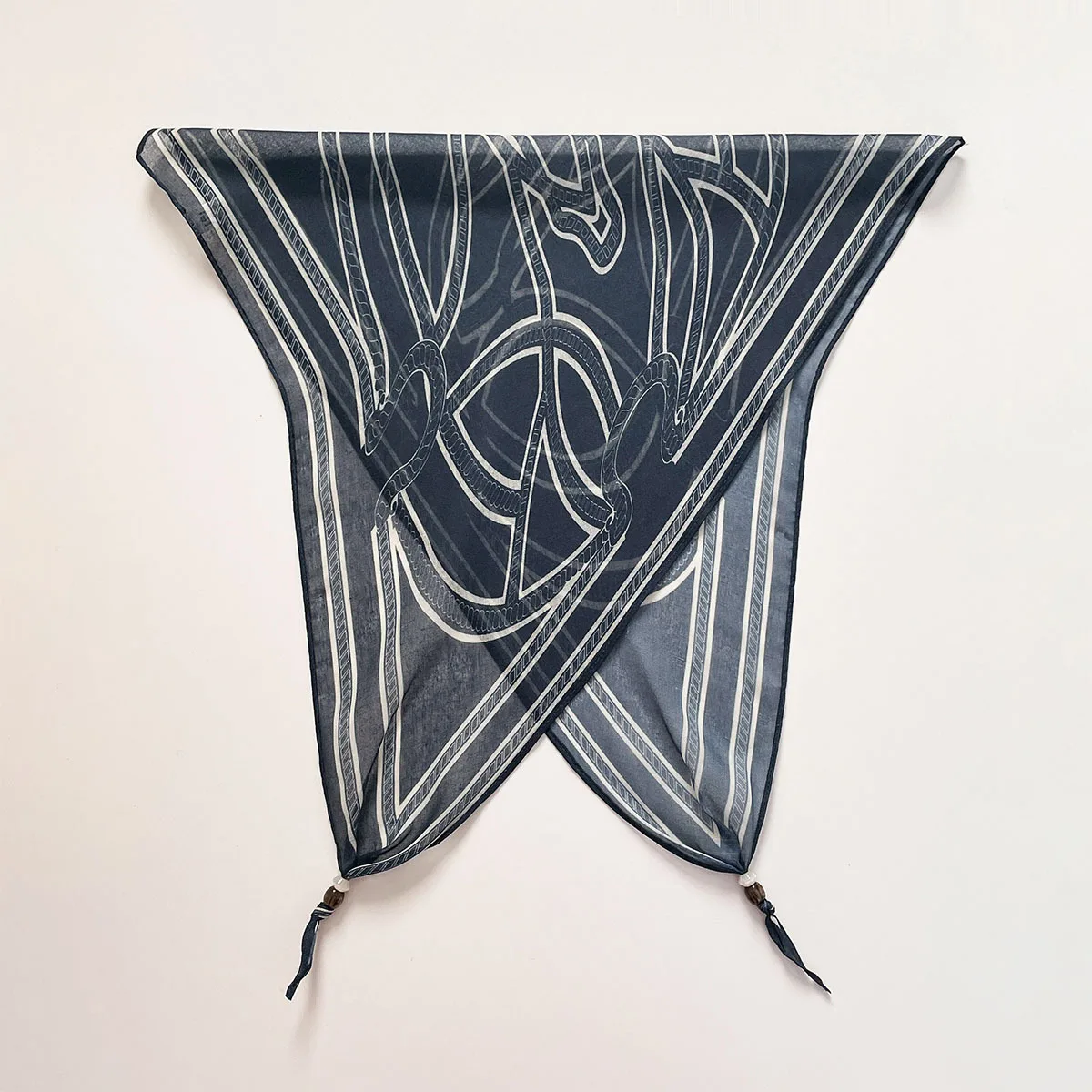 

2026 Summer Fashion Thin Women Triangle Scarf Designer Ribbon Silk Scarves Neckerchief Luxury Bandana Hairband Bufanda Pashmina