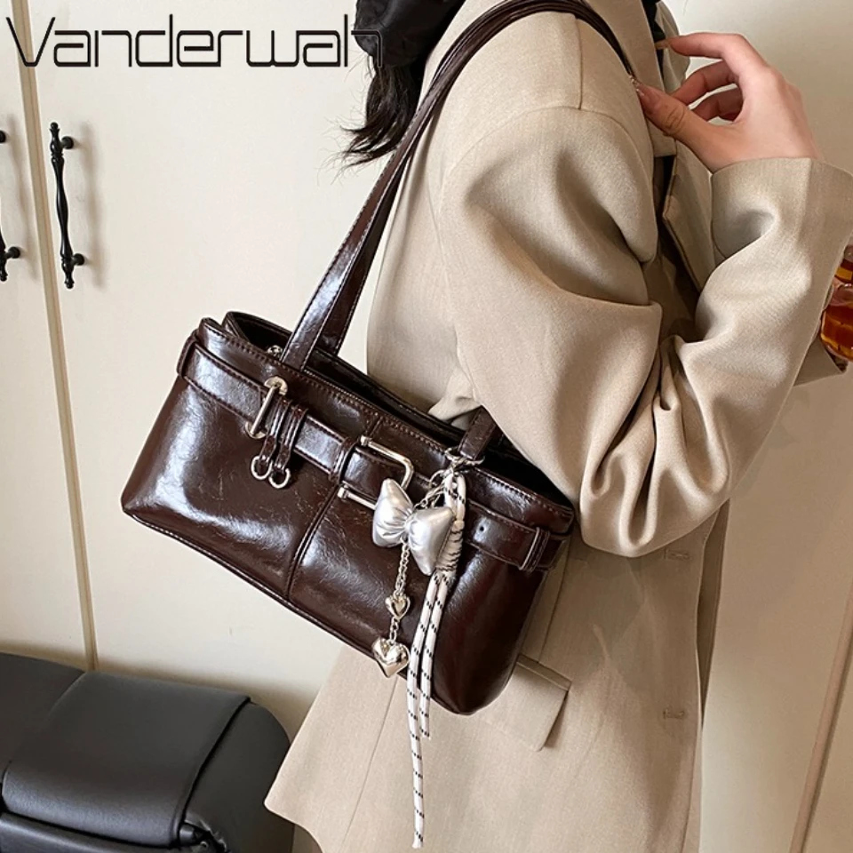 

Belt Buckle Design Shoulder Satchels Bag For Women New Luxury Designer Handbags Branded Fashion Casual Totes With Pendant Sac