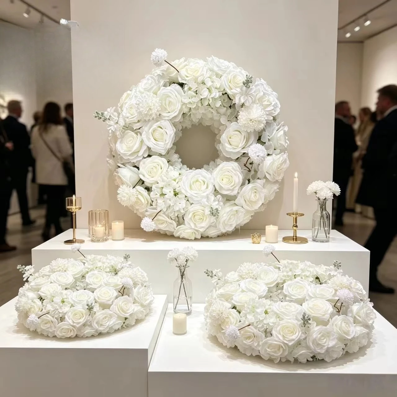 White Silk Artificial Rose Flower Wreath Mixed Hydrangea Ping Pong Chrysanthemum Floral Wreath For Wedding Arch Decor