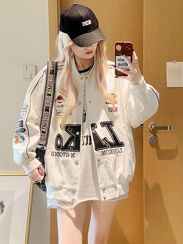 

Женская бейсбольная куртка с вышивкой, весенне-осенняя, в мотоциклетном стиле, с воротником-стойкой, из смесового хлопка, теплая, для повседневной носки, модная