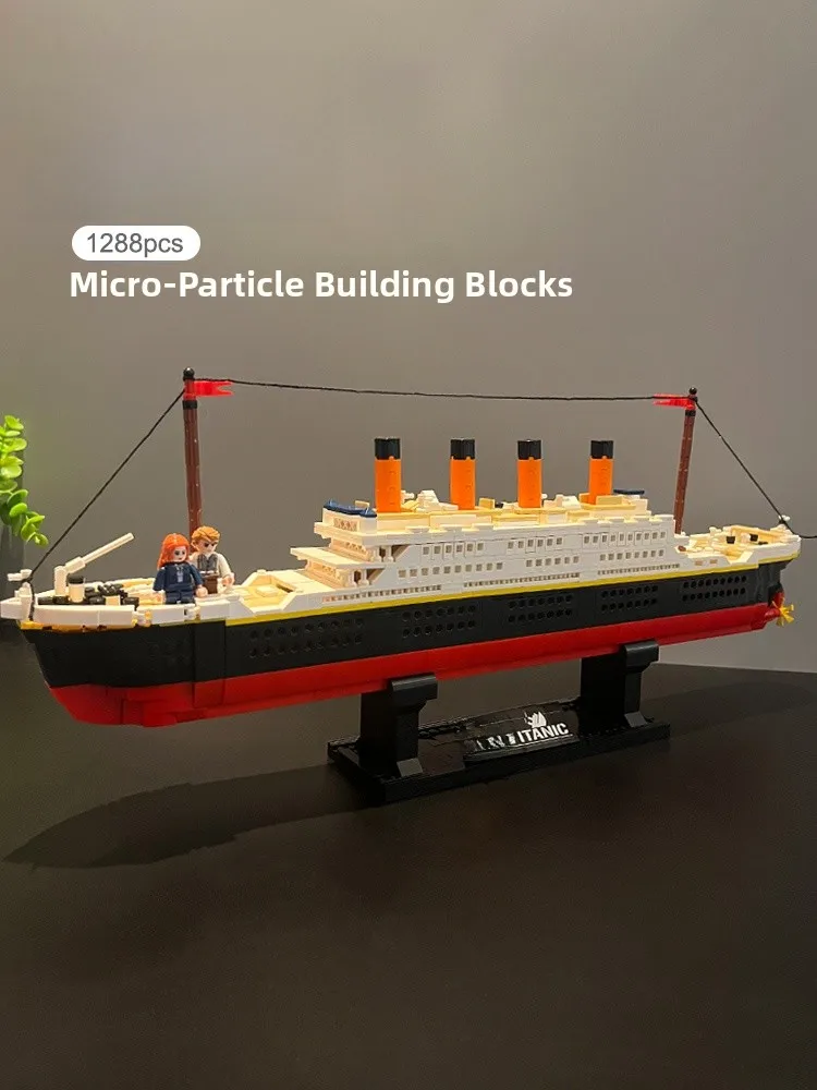 titanic-ship-model-building-blocks-fun-assembly-toy-for-boys-and-girls-educational-gift-zhe-gao-blocks-intermediate-difficulty