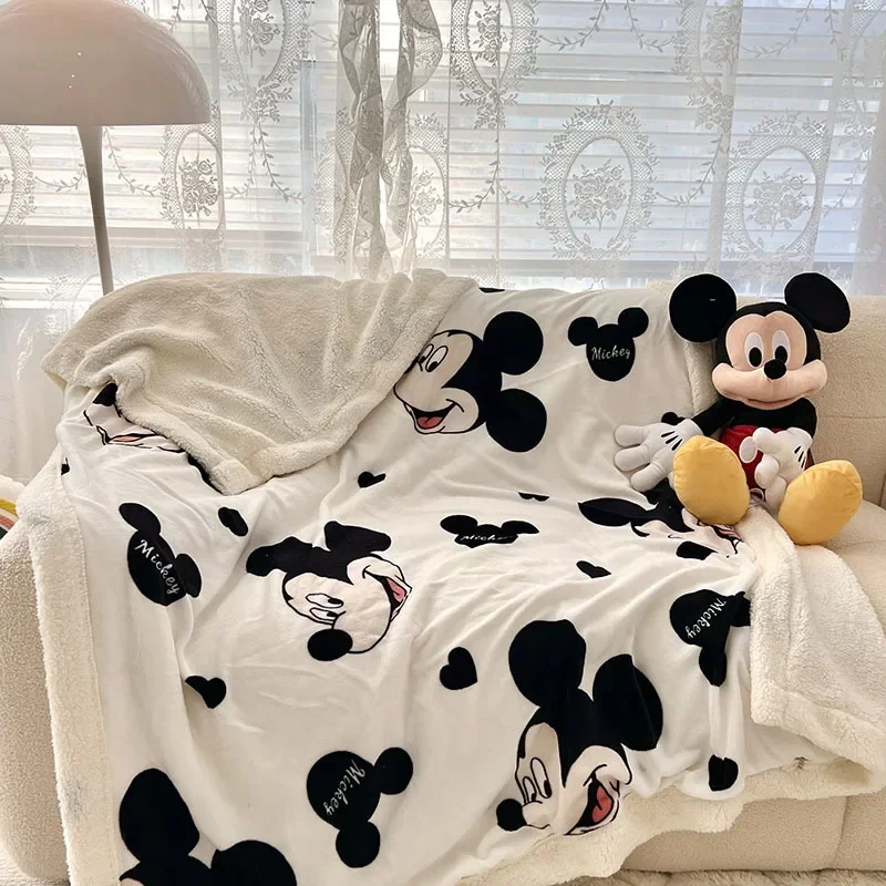 Disney Milk flanella bambini coperta per adulti Cartoon Stitch Cute peluche aria condizionata coperte per pisolino trapunta in pile corallo scialle