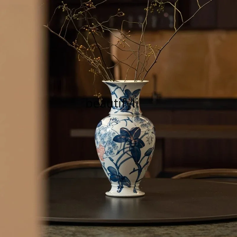 

New Chinese ceramic vase, retro high-grade blue and white porcelain in the living room, and decorative ornaments in the entrance