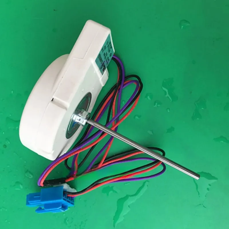 A 10.4v DC fan motor for defrosting, cooling and heat dissipation of multi-brand refrigerators