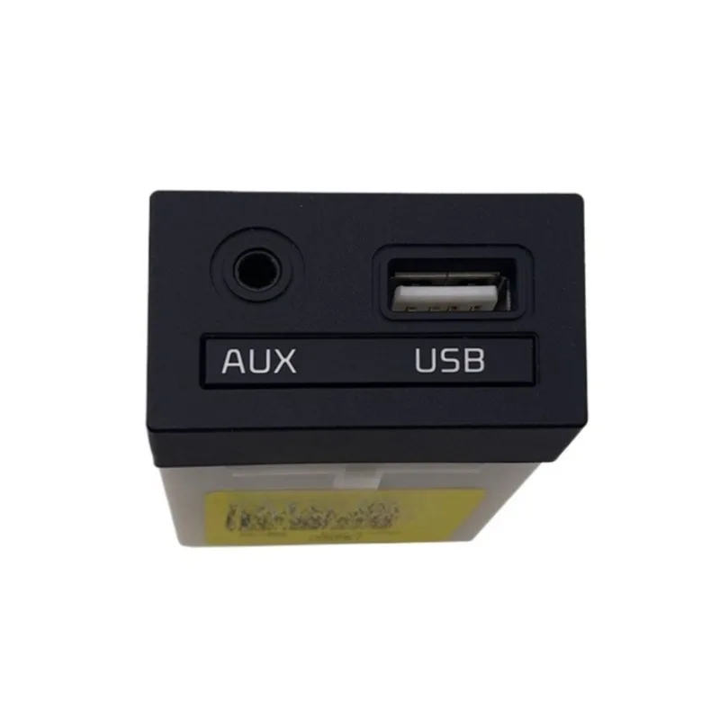 96120-A7600 96120A7600 USB AUX IPod Interface Socket Assembly for KIA Cerato K3 Automobile Part Brand New