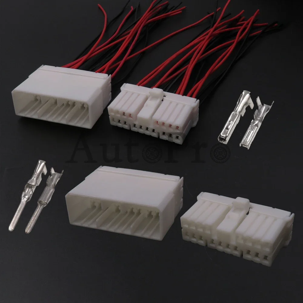 

1 Set 18 Hole AC Assembly Automotive Wiring Socket with Wires 174935-1 173853-1 Car Engine Wire Connector Auto Parts