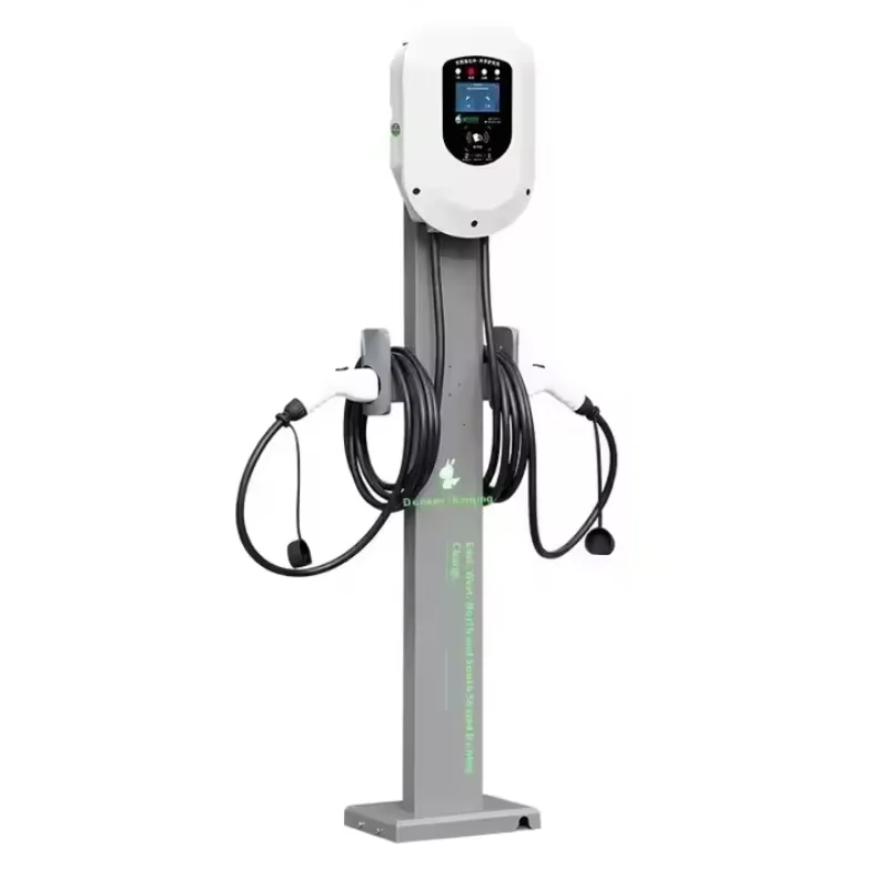 

7 kW EV Wall Charger Solar System CCS2 EVLadestation DC LCD Display IP54 Long Working Time WLAN New Condition Input Voltage 220V