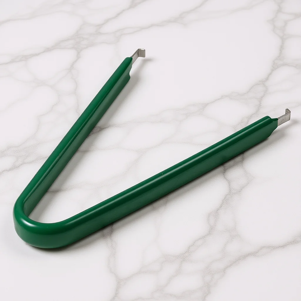 

Heavy Duty Fuse Puller Tool Compact Design for Replacement Ideal for Auto Electrical Systems and Relays