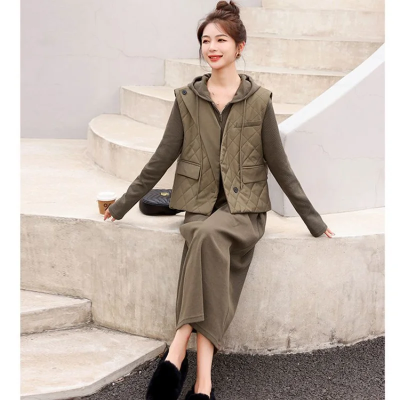 

Vest Dress Outfits Spring Autumn 2023 New Style Fashion Retro Age Reducing Hooded Knitted Skirt Two Piece Set For Women