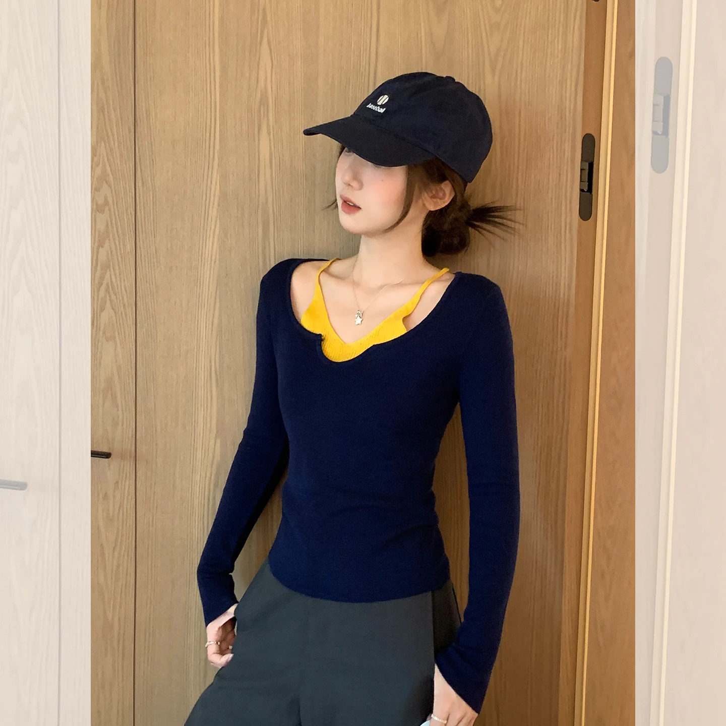 

Slim Fit Long Sve Knitted Sweater Women's Faion V-Ne Padded Jaet Korean Sle Autumn Winter New Arrival Sexy Top