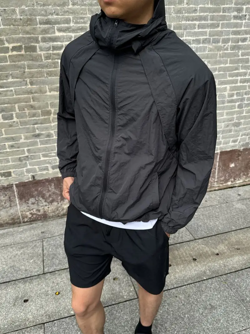 Herren Sommer-Kühljacke mit Sonnenschutz UPF50+, Schnelltrocknend, Atmungsaktiv, mit Kapuze, Windbreaker für Outdoor-Aktivitäten, Wandern, Camping, Radfahren – Detail 4