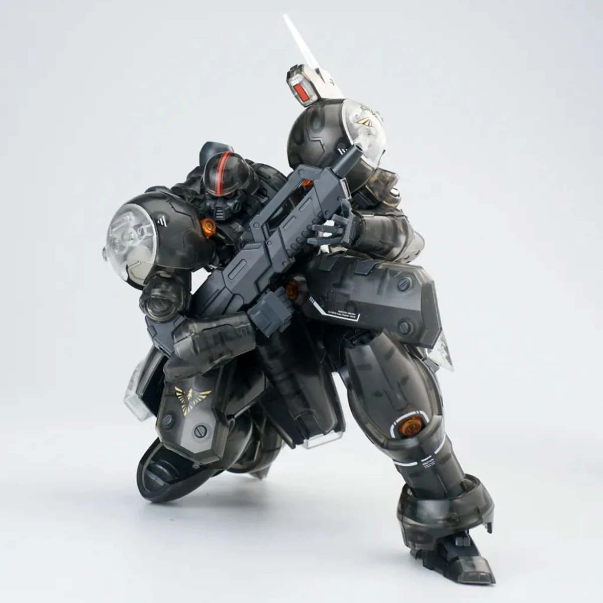 

Модель-конструктор HIPLAY Sheik Mainland Ultra Action Trooper Transparent Black Special Edition Zyklon, масштаб 1/144