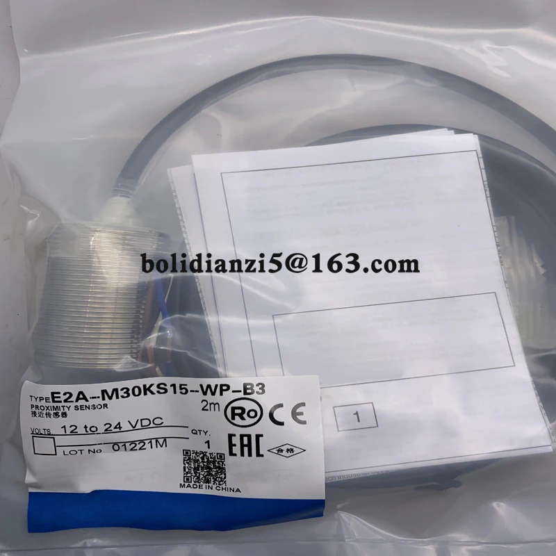 Новый датчик приближения E2A-M30KS15-WP-C3 E2A-M30KS15-WP-B2 E2A-M30KS15-WP-B3 В наличии