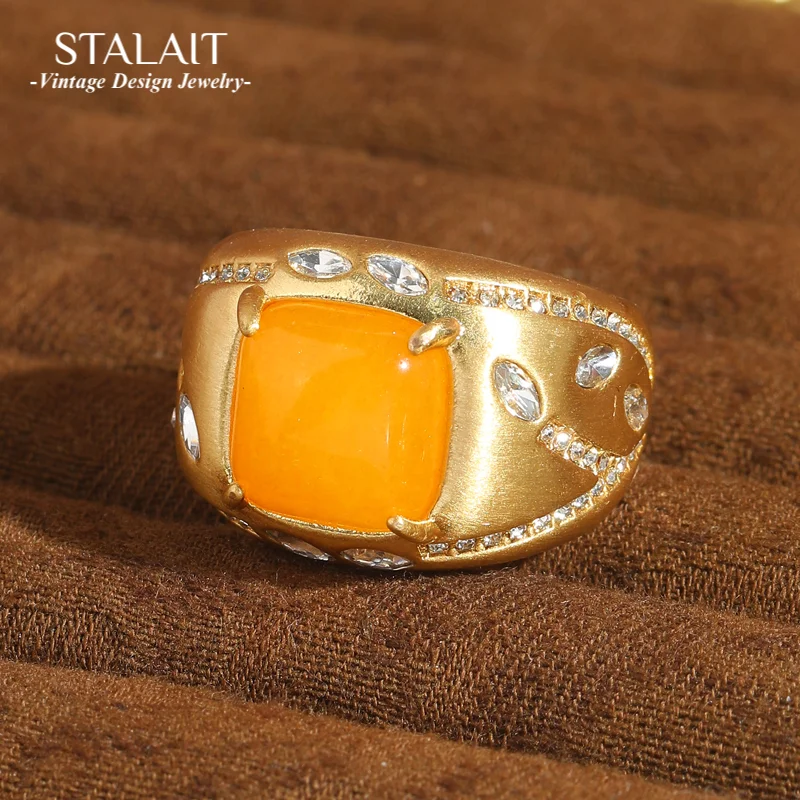 

Vintage Square Yellow Ring Natural Stone White Crystal Rhinestone Woman Gift Gold Color Accessories Luxury Designer Jewelry