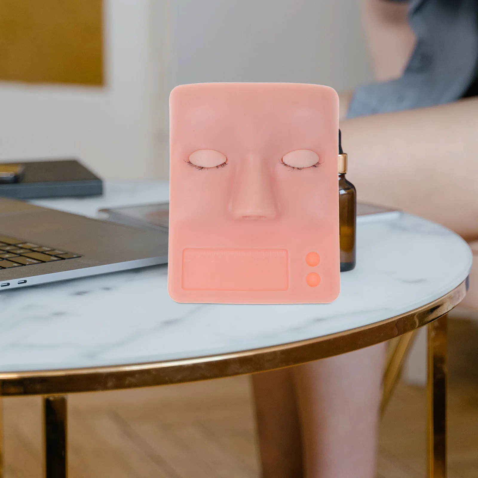 

Eyelash Practice Head Mold Deep Skin Tone 3 Replaceable Eyes Silicone Mannequin Lash Extension Tool Makeup Face