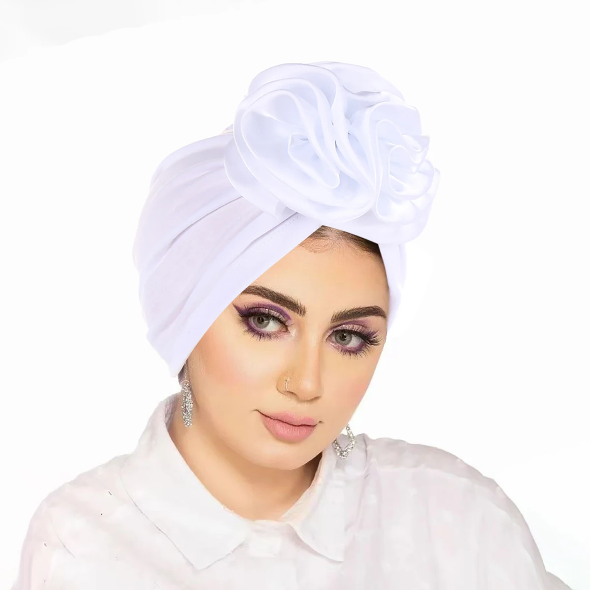 Chapeaux Hijab Turban à fleurs en Satin, nouvelle mode, enveloppe de tête africaine, chapeaux musulmans élastiques, casquette de chimio respirante pour femmes et filles, 2025