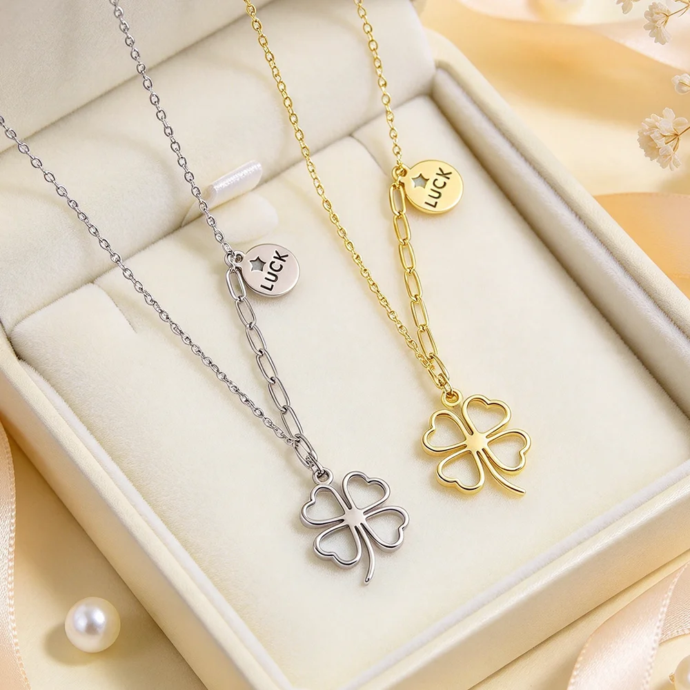 Minimally Exquisite Hollowed Out Clover Pendant Necklace with a Niche Temperament Ladies' Banquet Jewelry Accessories Gift