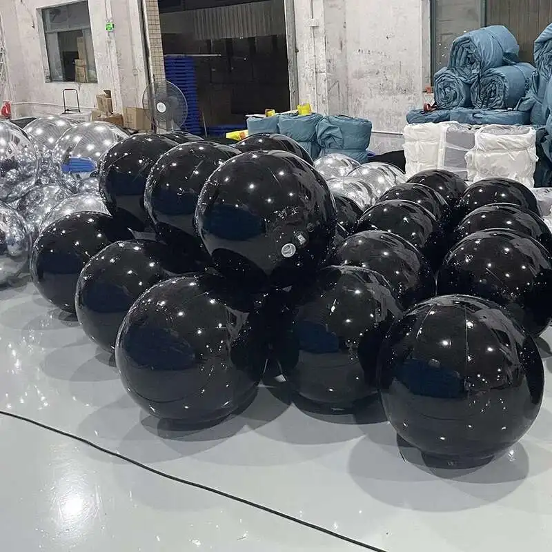 Рисунок 2 - Подвесной черный Iatable Ball Shinny