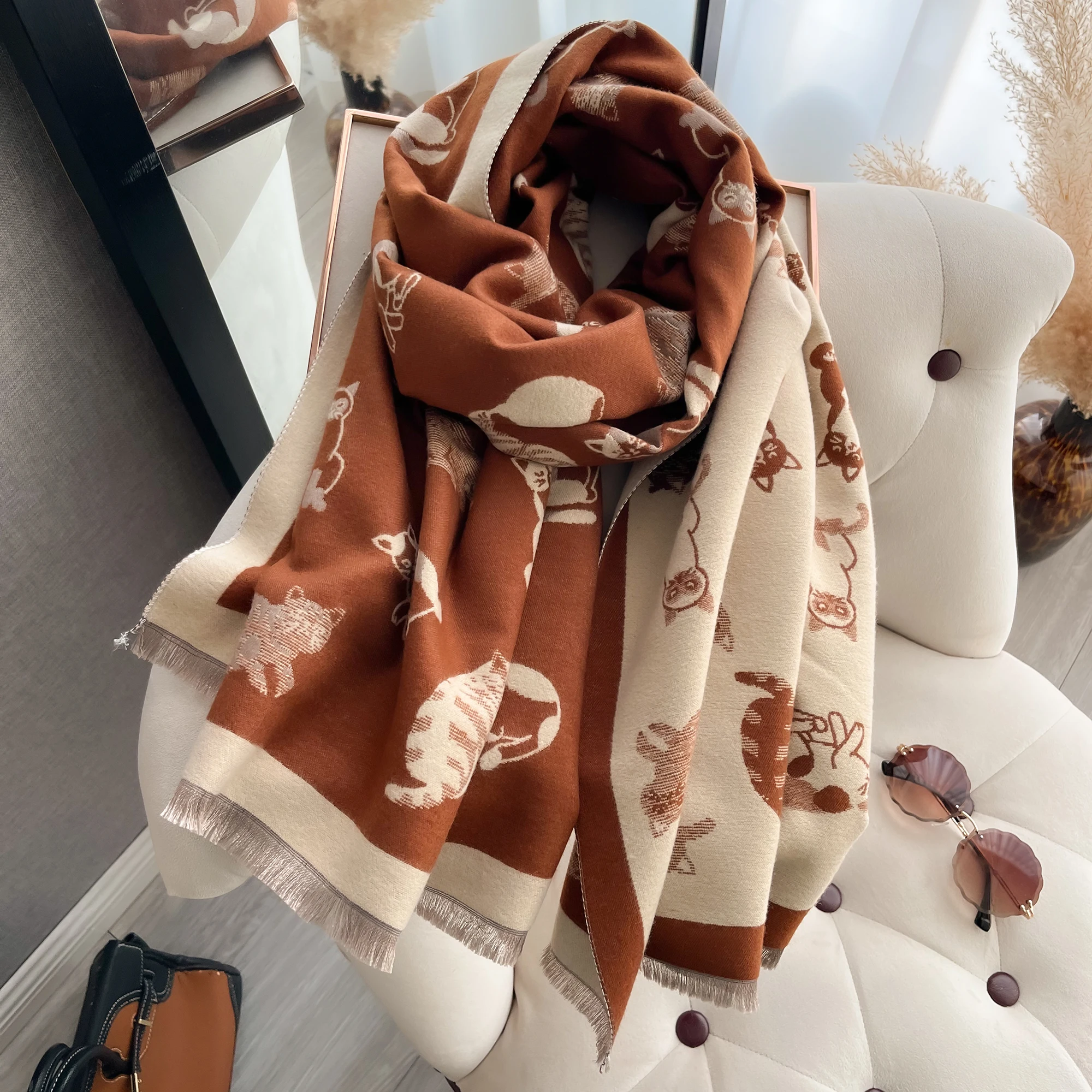 Latest Animal Jacquard Kitty Scarf Imitation Cashmere Soft Warm Fringe Shawl Autumn Winter Coldproof Windproof Blanket Scarf