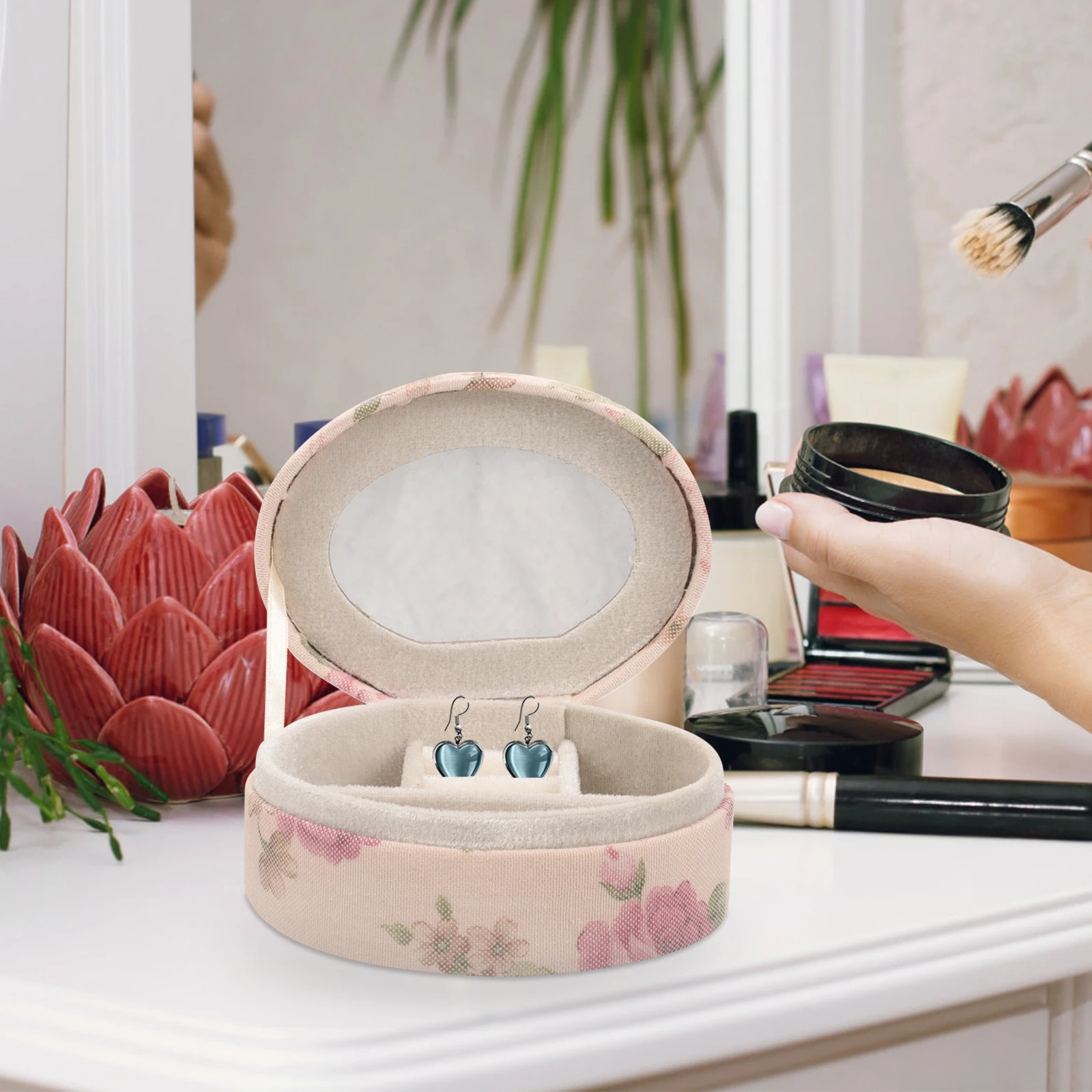 

Jewelry Box Lace Flower Case Compact Earrings Showcase Cassette Necklace Storage Container