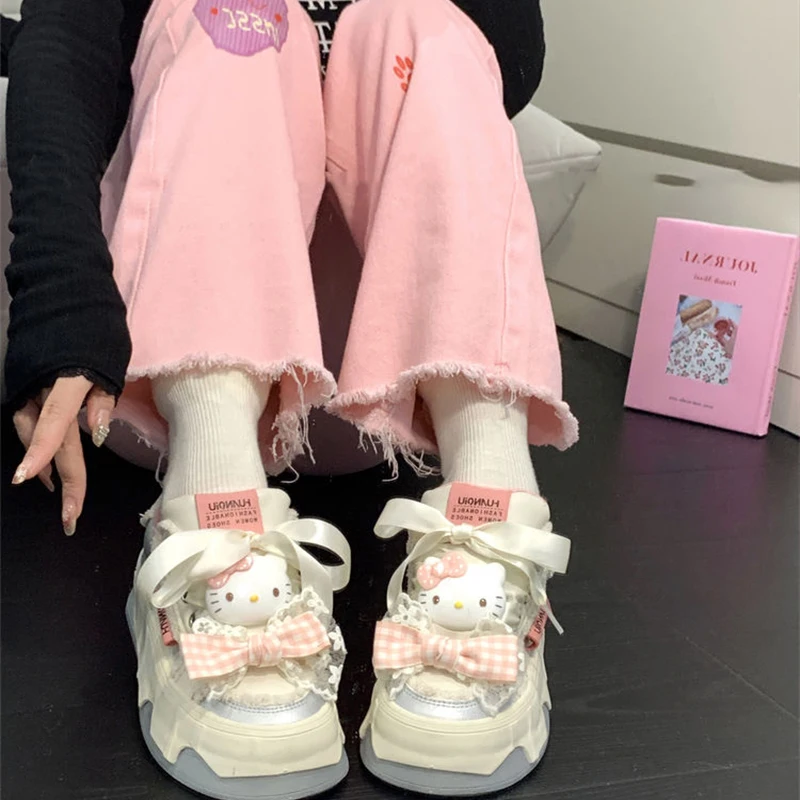 Cute Hello Kitty Y2K scarpe da pane Sanrio Kawaii Anime Sneakers donna Cartoon studente scarpe sportive regalo confortevole per i bambini