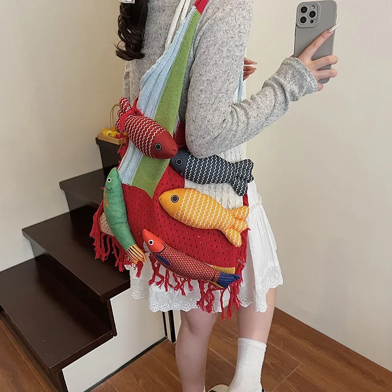 

Women's Large Capacity Knitted Bucket Bag Cute Small Fish Splicing Design for Commuting Fashionable And Practical Handbag