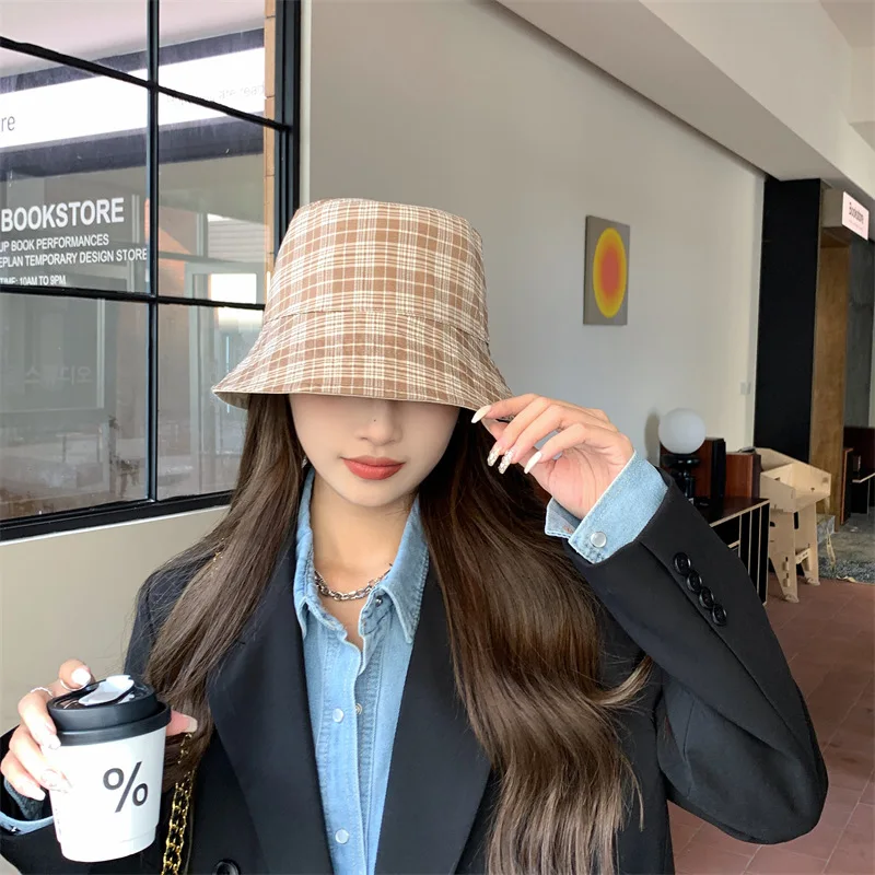 Double-sided Plaid Fisherman Hat Ladies Spring Summer Retro Simple Hat